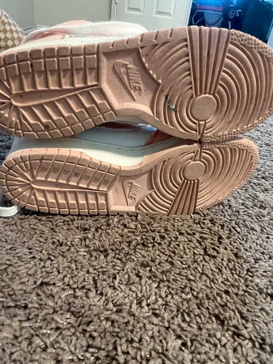 Nike Women’s High-Top Sneakers in White & Pink - Picture 6 of 6